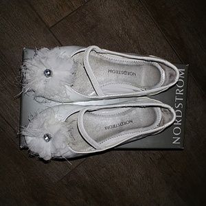 Nordstrom girls dress shoes